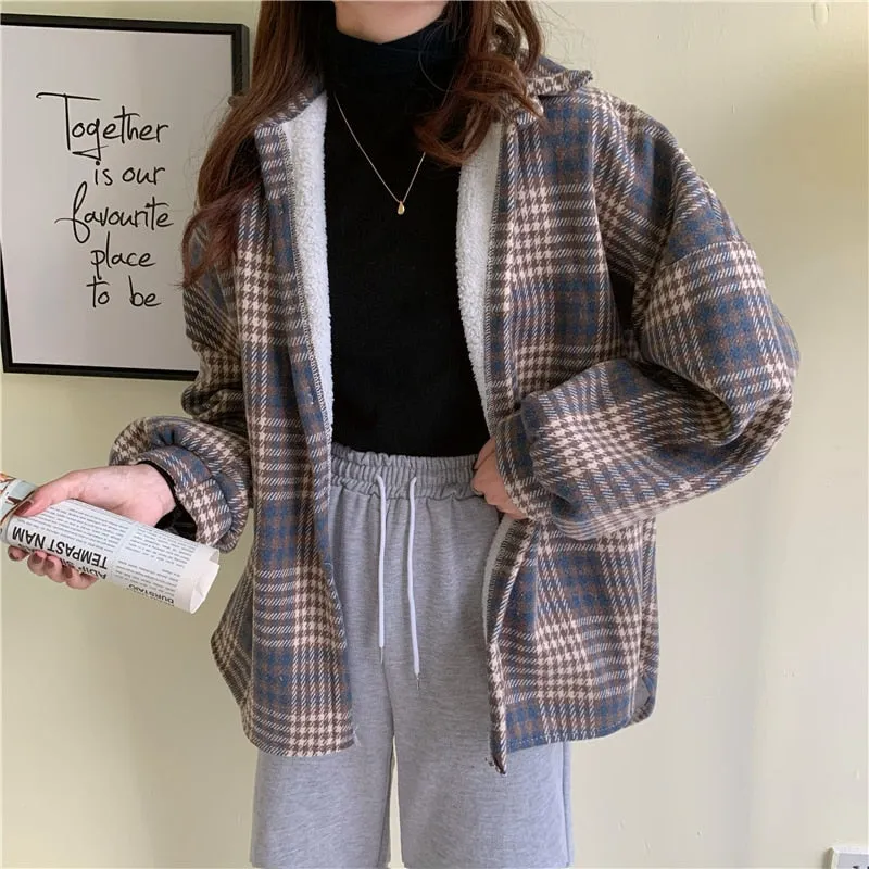 Warm Women Plaid Shirt Winter Thick Velvet Lining Loose Long Sleeve Ladies Blouse Turn Down Collar Vintage Blusas